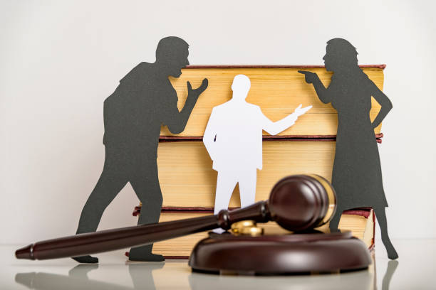 r11 Silhouette symbol. Child custody. Family law proceedings. Divorce mediation, legal separation